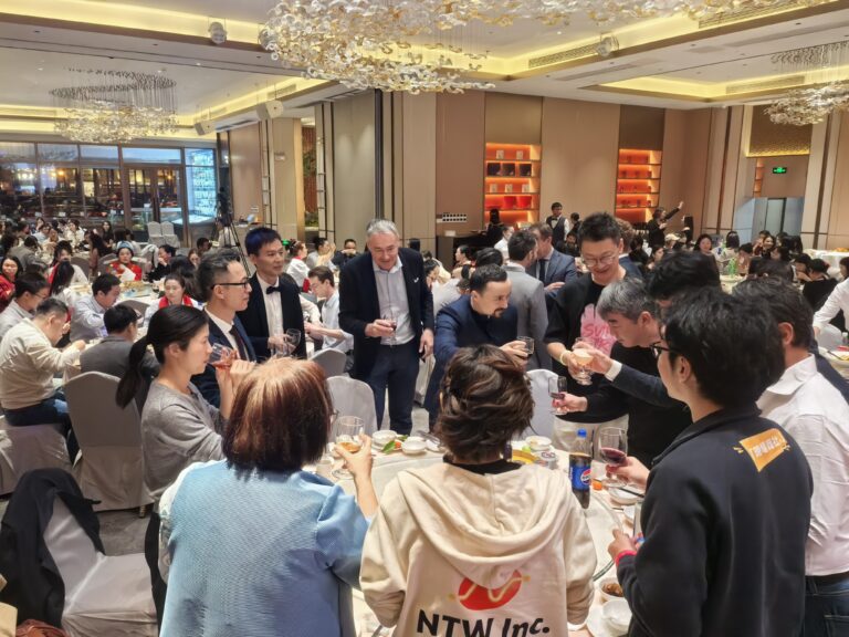Ntw ICAPEグループの中国忘年会に参加してきました! - 現場商社のNTW-inc